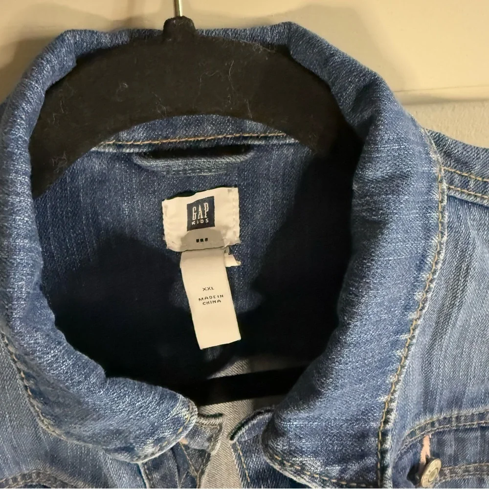 Gap Kids Jean Jacket Dark Wash Silver Buttons